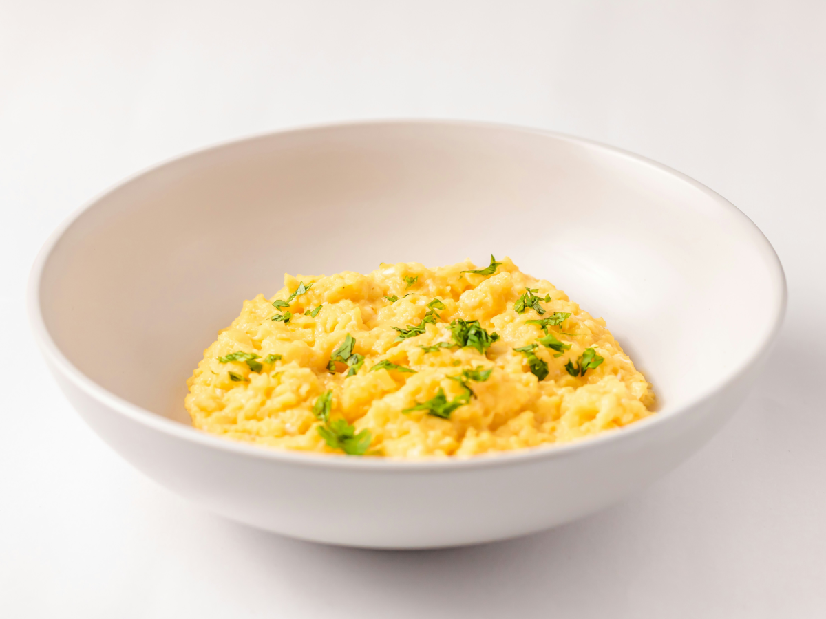 Classic Scrambled Eggs with Chives